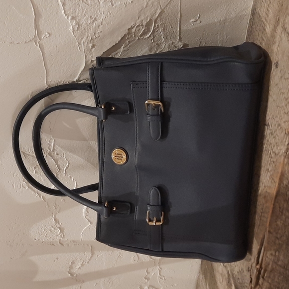 Tommy Hilfiger Handbags - Tommy Hilfiger Navy Tote Handbag With Gold Buckle Design
